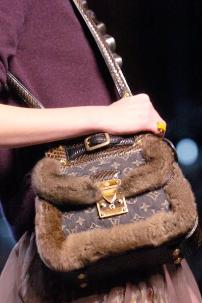 Look 37